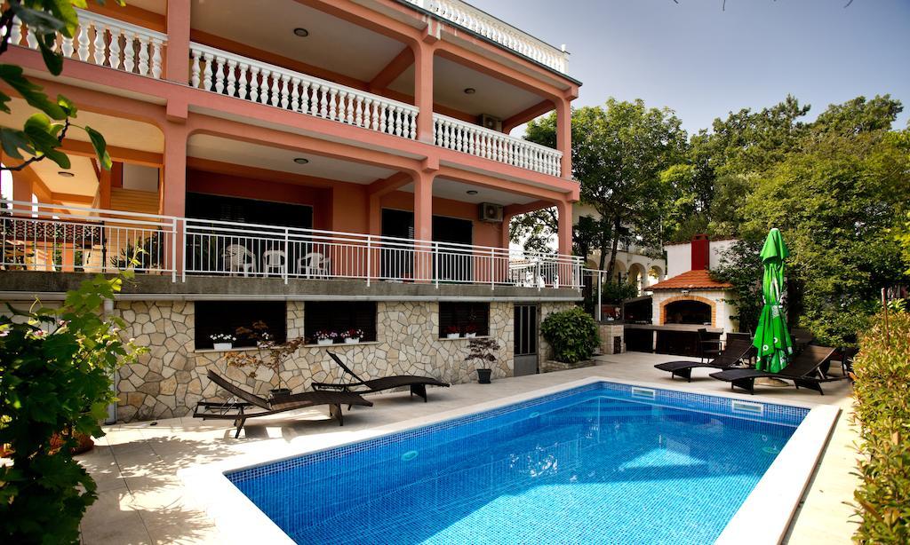 Villa Dijana Малинска Стая снимка